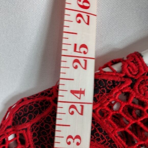 Honey moon lace top - Picture 5 of 6